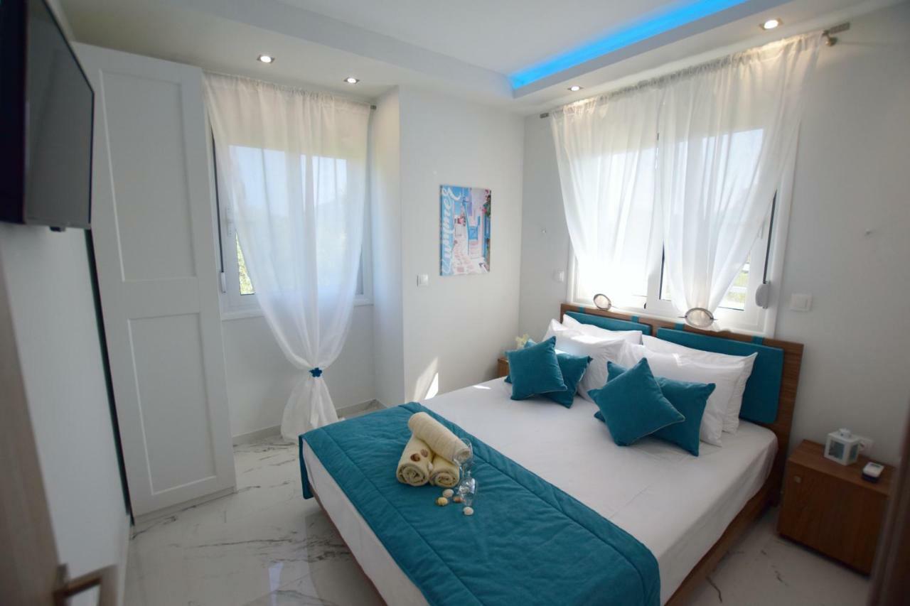 V Luxury Suites Toroni 3 Екстериор снимка