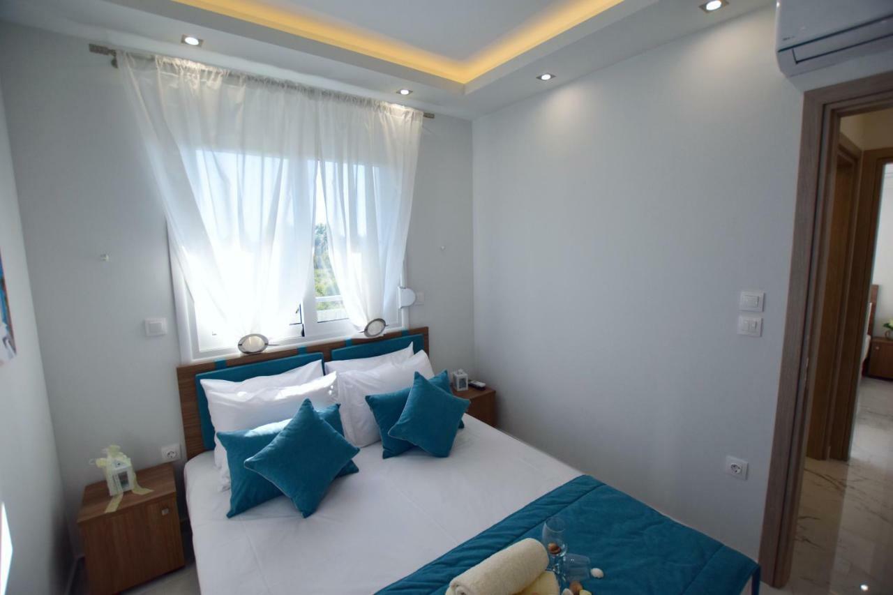 V Luxury Suites Toroni 3 Екстериор снимка