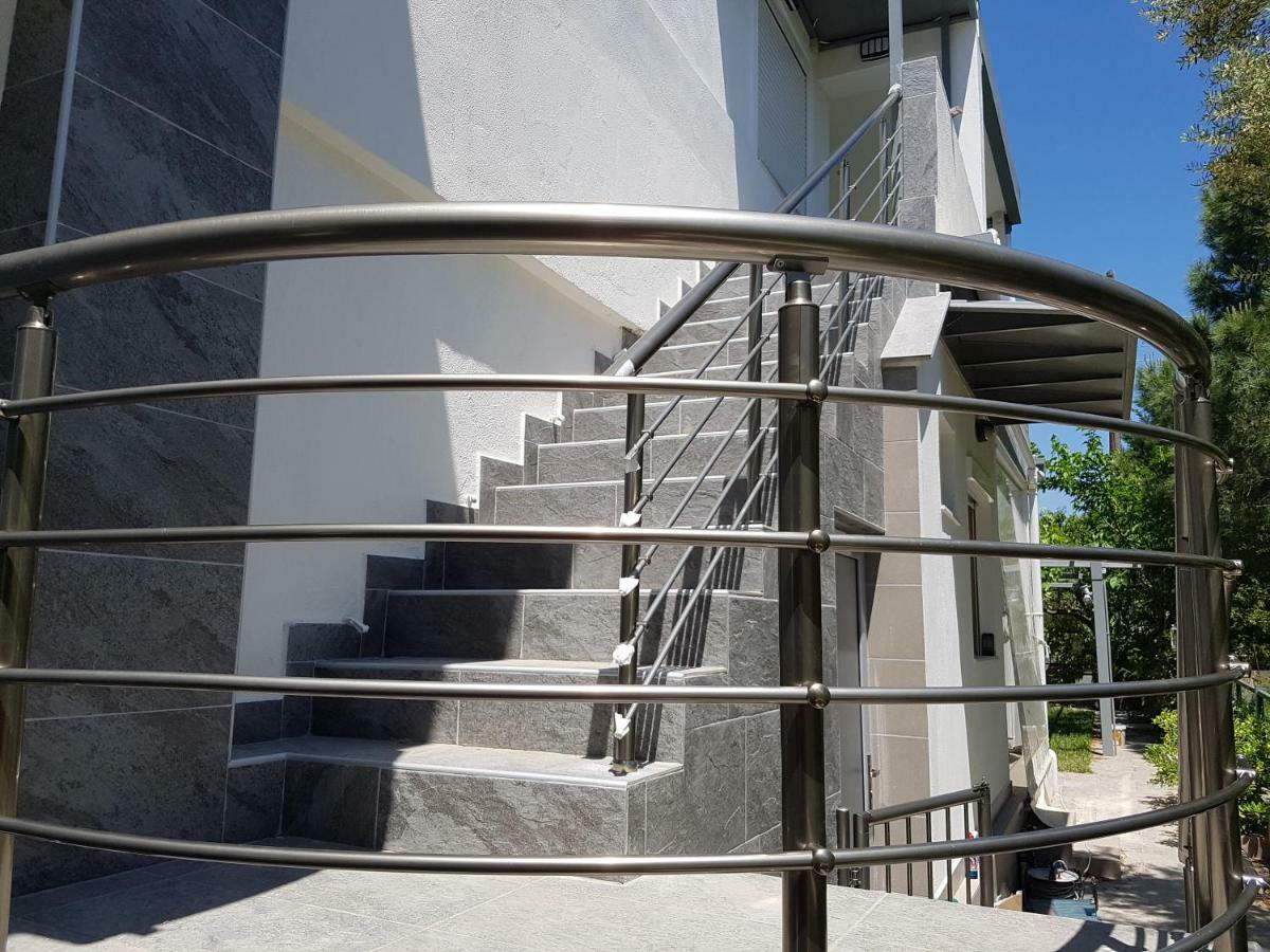 V Luxury Suites Toroni 3 Екстериор снимка